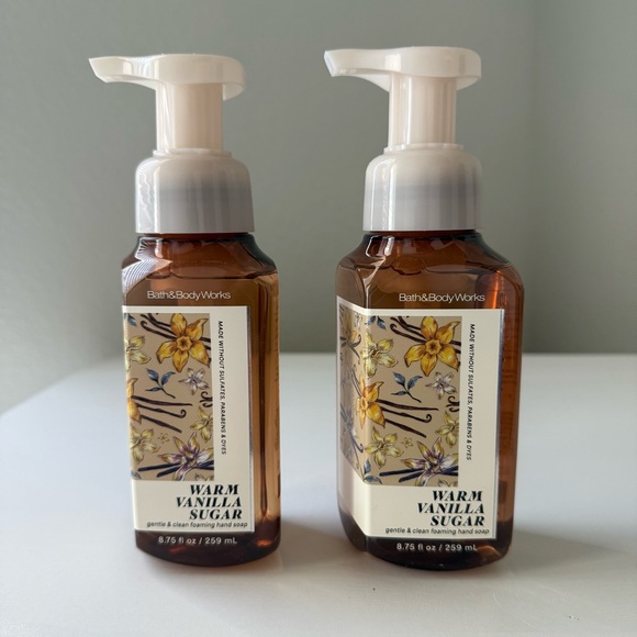NEW! 2 Bath & Body Works Warm Vanilla & Sugar Foaming Hand Soaps 8.75 fl oz - Picture 1 of 4
